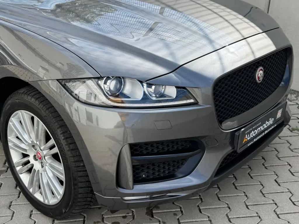 Jaguar F-Pace R-Sport/AWD/Leder/Kamera/Meridian 03/2018-photo-9