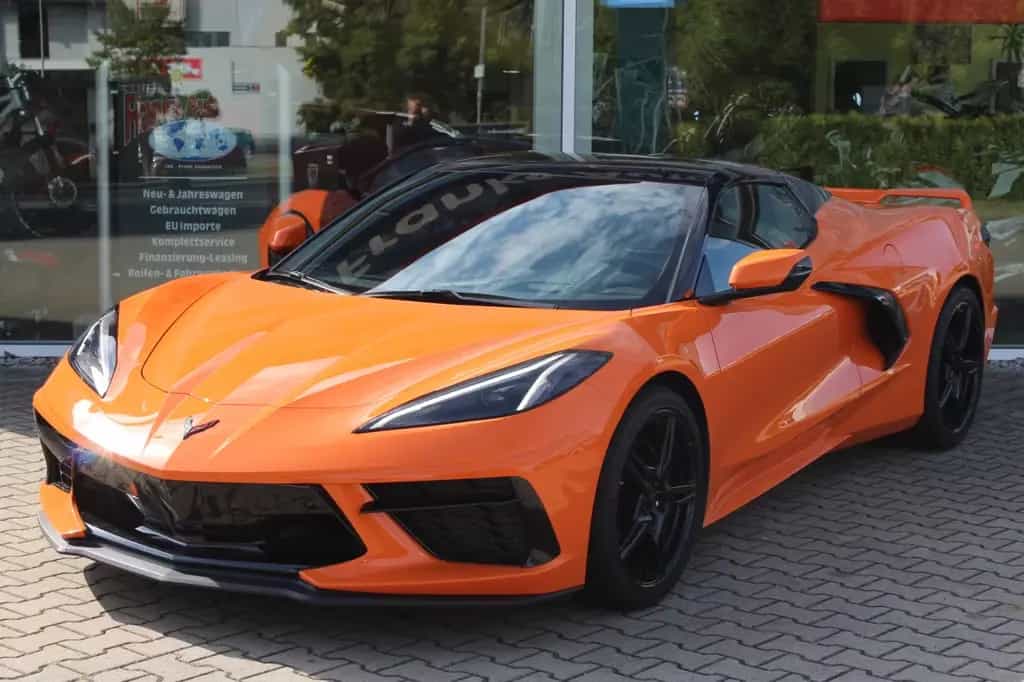 Corvette C8 Stingray Cabrio 3LT+Z51 6,2l V8 + Front Lift+ 10/2023-photo-1