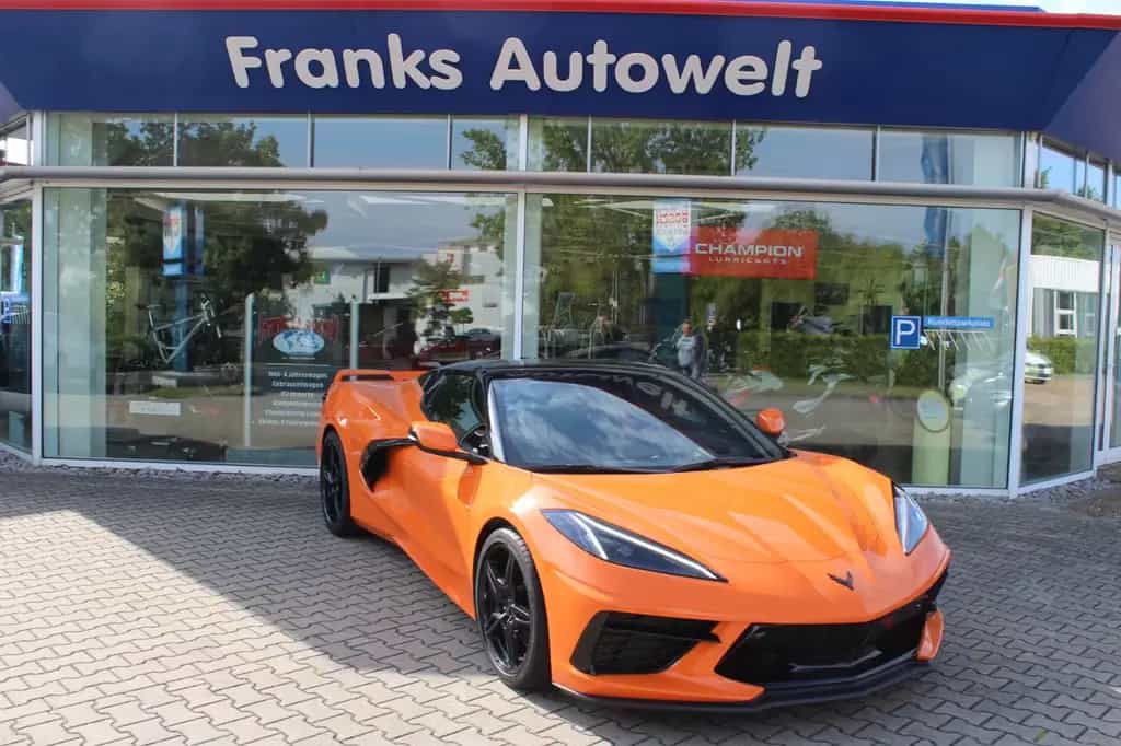 Corvette C8 Stingray Cabrio 3LT+Z51 6,2l V8 + Front Lift+ 10/2023-photo-2