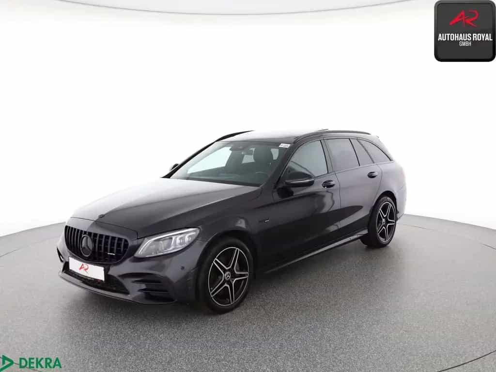Mercedes-Benz C 300 4M T AMG MULTIBEAM,BURMESTER,KEYLESS,PANO 05/2020-photo-0