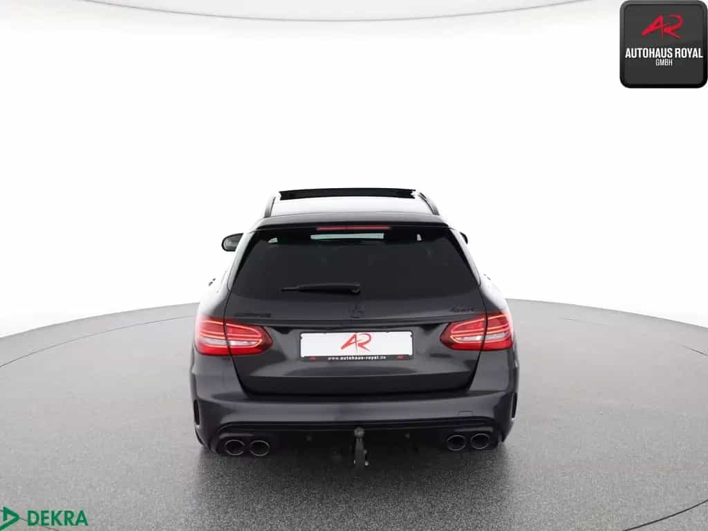 Mercedes-Benz C 300 4M T AMG MULTIBEAM,BURMESTER,KEYLESS,PANO 05/2020-photo-3
