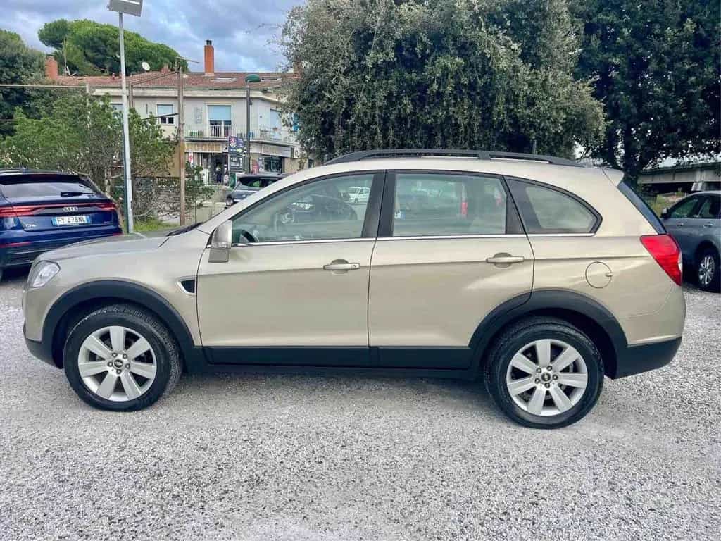 Chevrolet Captiva CHEVROLET CAPTIVA - 4X4 - AUTOMATICA - 7 POSTI - 10/2007-photo-12
