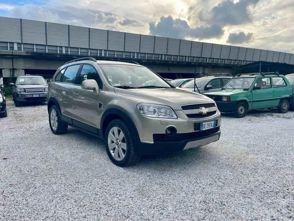 Chevrolet Captiva CHEVROLET CAPTIVA - 4X4 - AUTOMATICA - 7 POSTI - 10/2007-photo-2