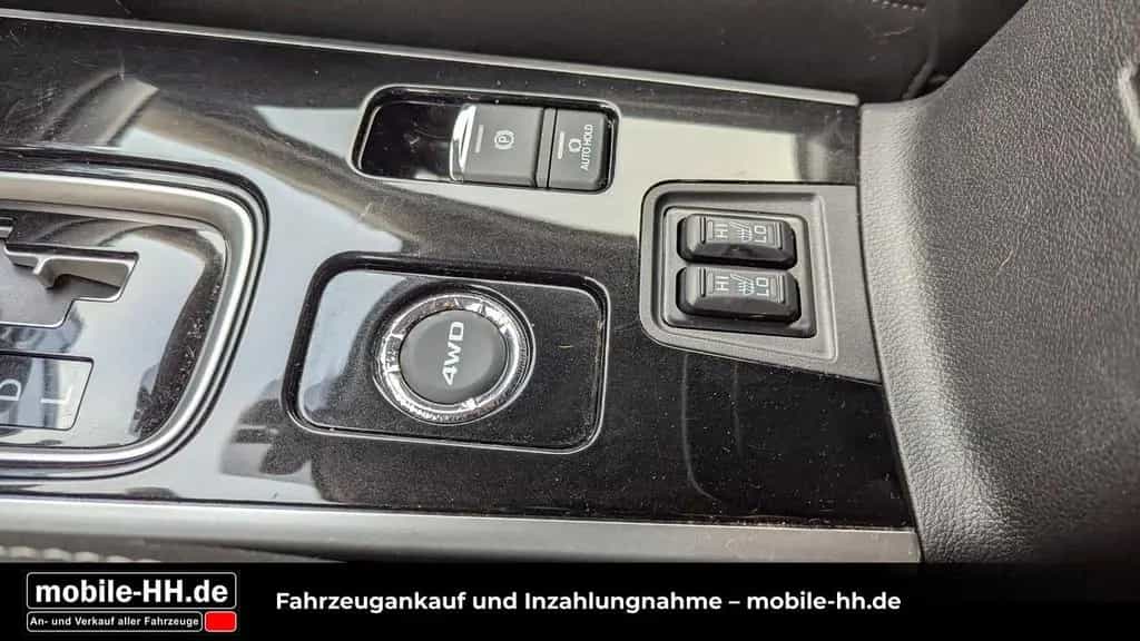 Mitsubishi Outlander Plus 4WD*360°KAMERA*BI-XENON* 08/2018-photo-15