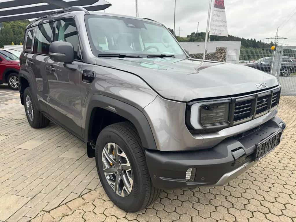 BAIC BJ40 2.0T 4WD 8 Gang AT Pano/Sitzhzg und Belüft. null-photo-2