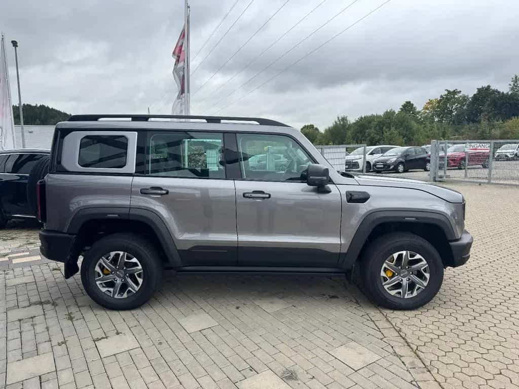 BAIC BJ40 2.0T 4WD 8 Gang AT Pano/Sitzhzg und Belüft. null-photo-4