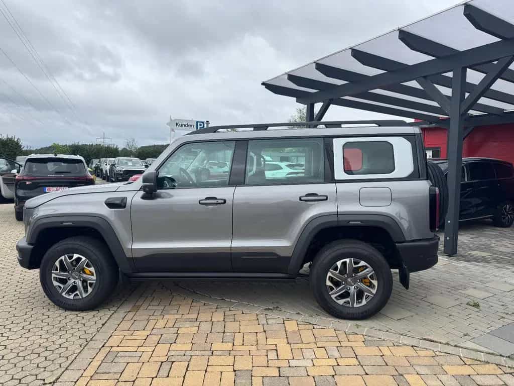 BAIC BJ40 2.0T 4WD 8 Gang AT Pano/Sitzhzg und Belüft. null-photo-7
