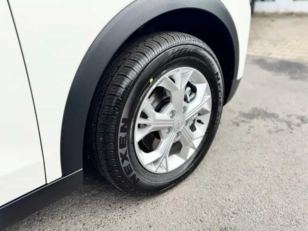 KGM Tivoli 1.5 T Autom* Nomad*VIRT*APP*KAM*NAVI*ALU* null-photo-6
