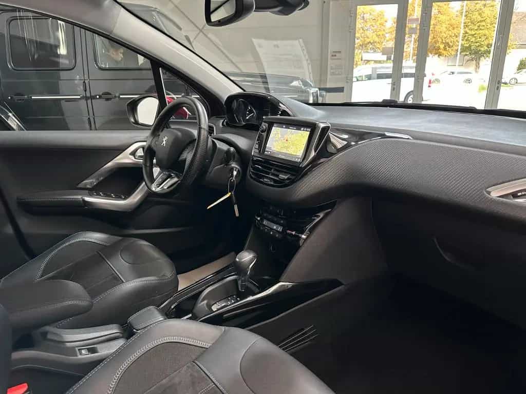 Peugeot 2008 Crossway PureTech 110 EAT6 Navi*PDC* 05/2019-photo-11