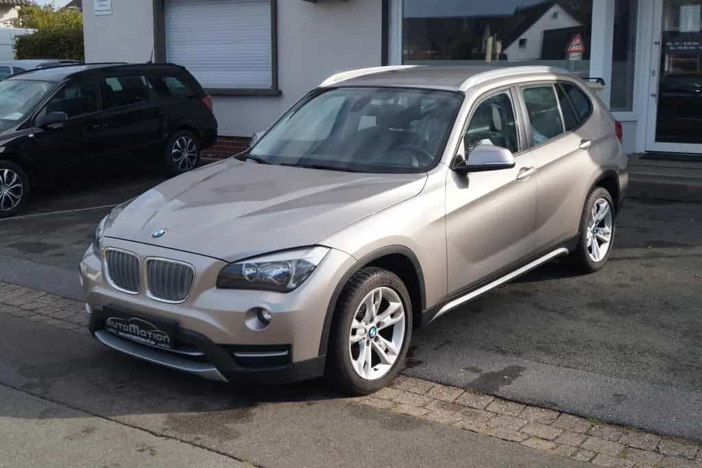 BMW X1 20 i sDrive*T.-Leder*Klimaaut.*PDC*SHZ*MFL* 07/2013-photo-0
