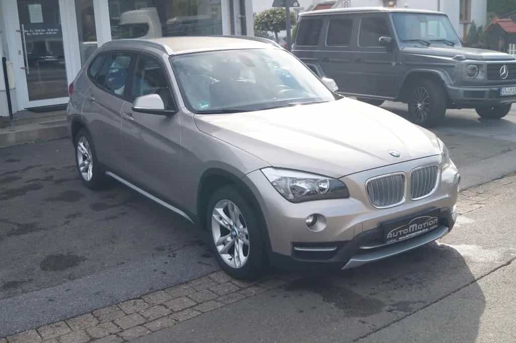 BMW X1 20 i sDrive*T.-Leder*Klimaaut.*PDC*SHZ*MFL* 07/2013-photo-1