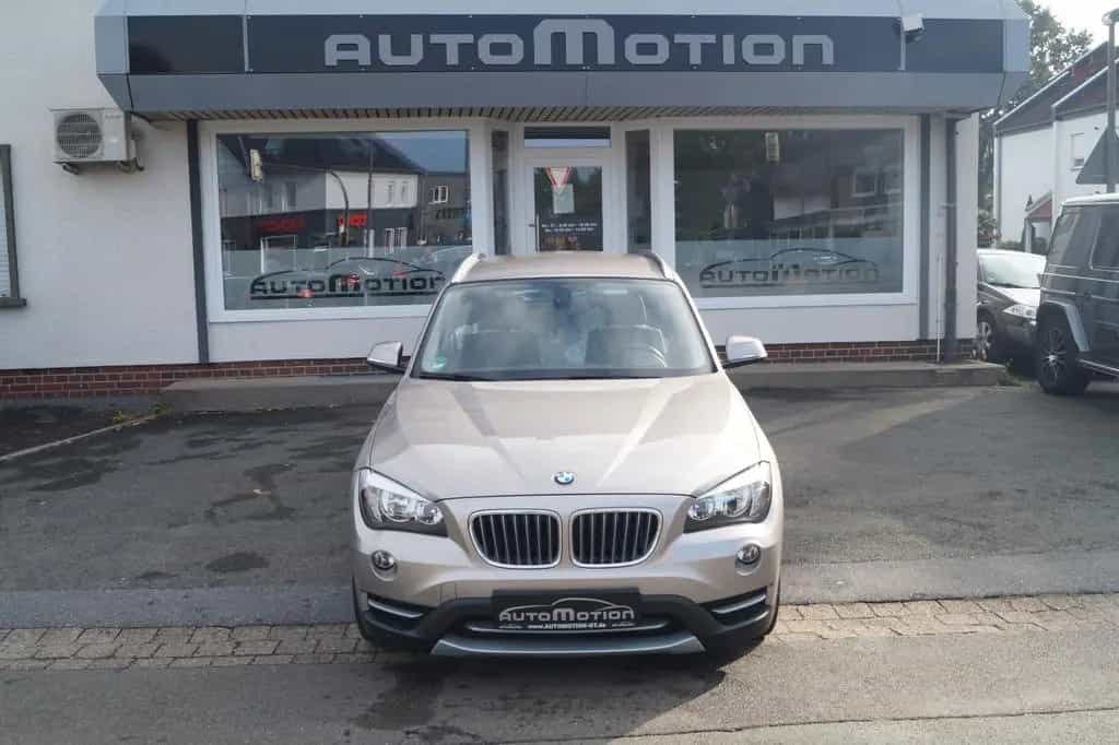 BMW X1 20 i sDrive*T.-Leder*Klimaaut.*PDC*SHZ*MFL* 07/2013-photo-2