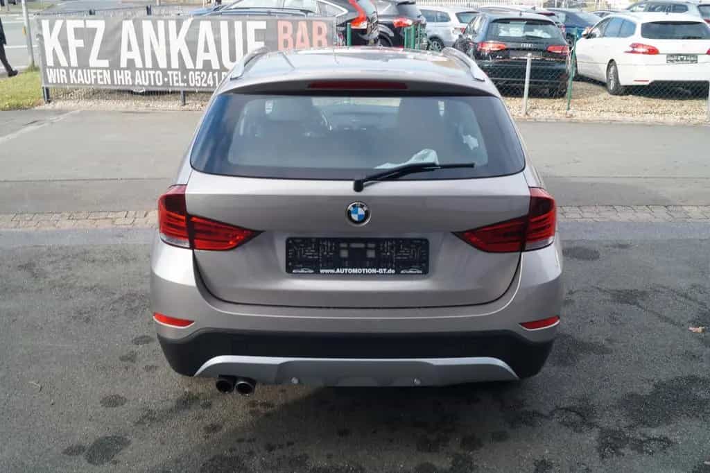 BMW X1 20 i sDrive*T.-Leder*Klimaaut.*PDC*SHZ*MFL* 07/2013-photo-7