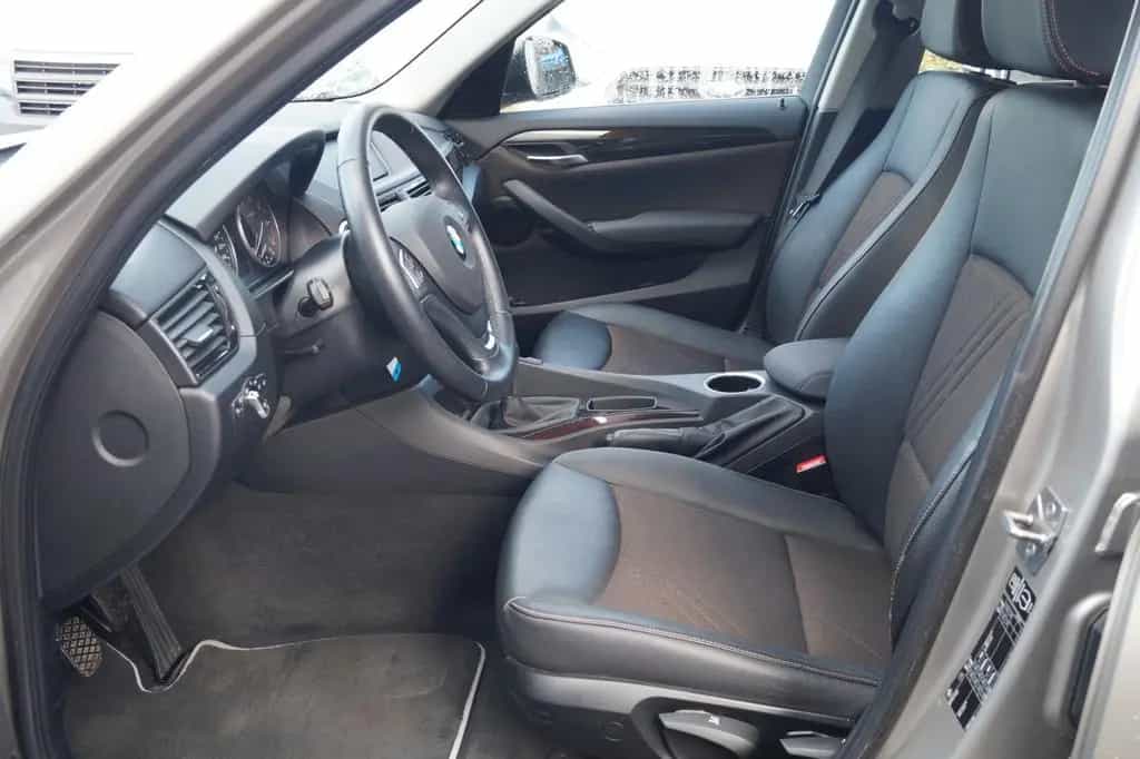 BMW X1 20 i sDrive*T.-Leder*Klimaaut.*PDC*SHZ*MFL* 07/2013-photo-9