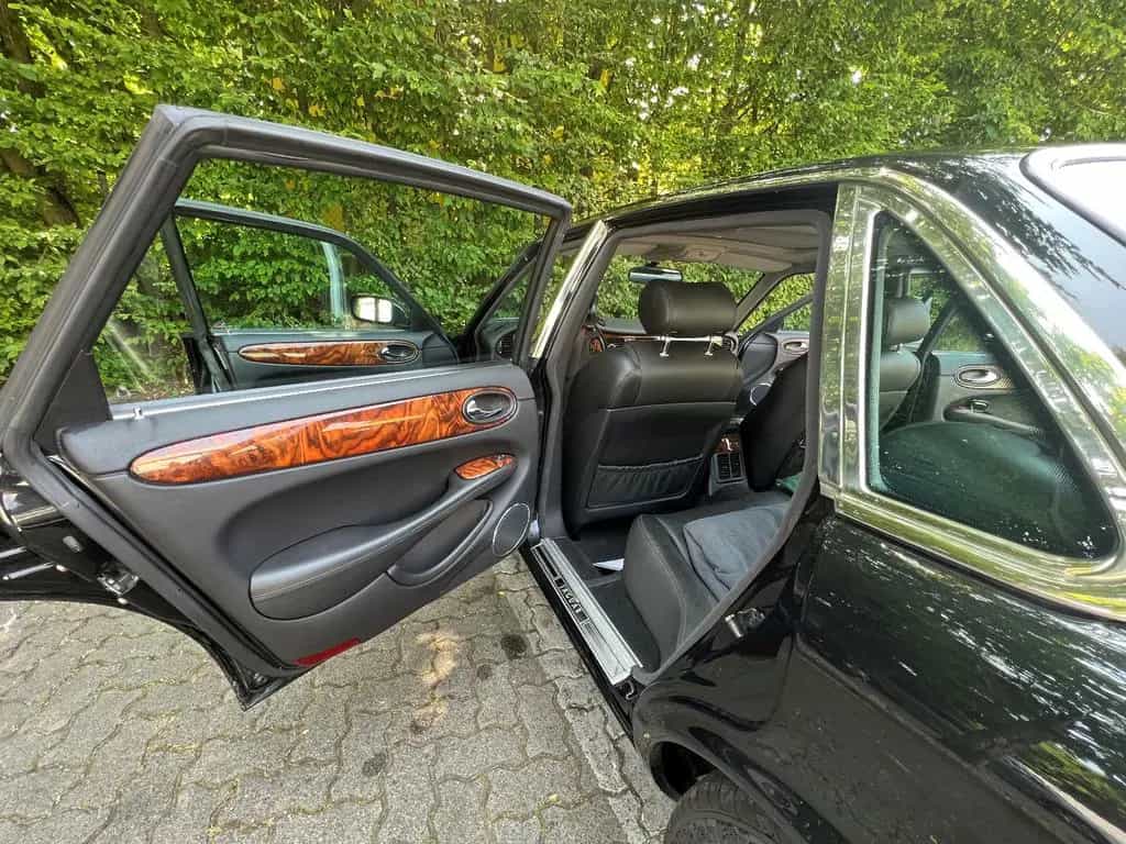 Jaguar XJ8 -X308 4.0 "Sovereign" 12/2002-photo-4