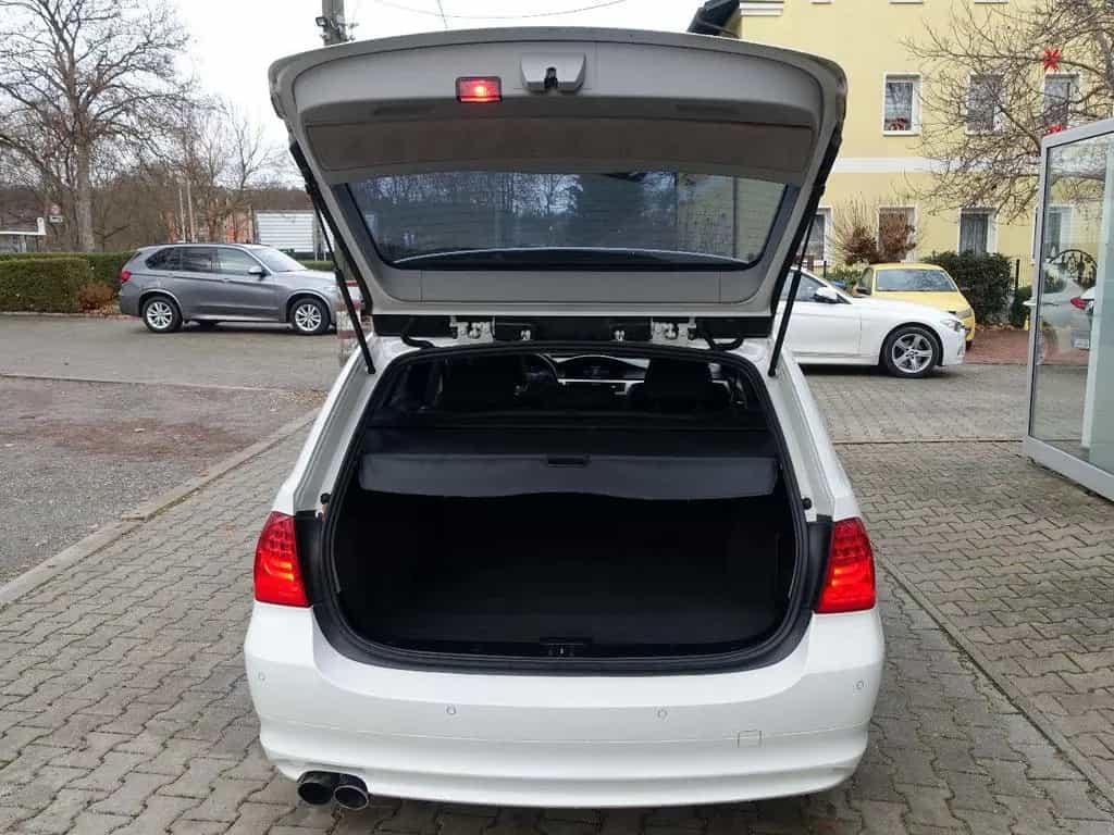 ALPINA D3 2,0 Bi-Turbo SWITCH-TRONIC Touring 10/2009-photo-22