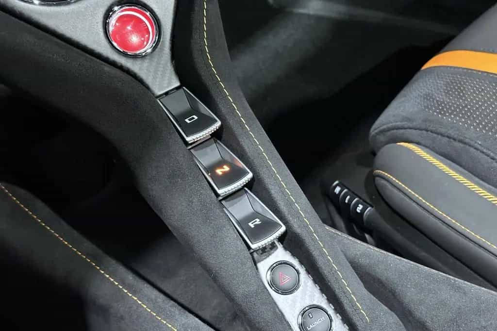 McLaren 720S Spider | NP 436 k€ | MSO Carbon 1,2,3 & 4 06/2020-photo-23