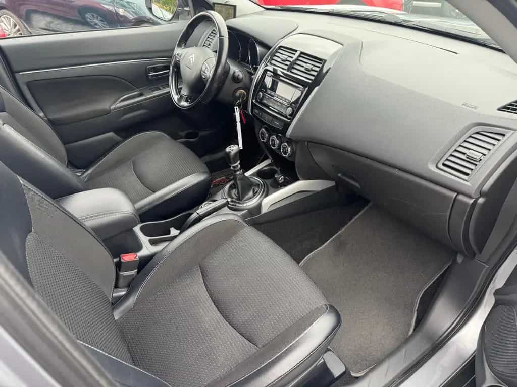Citroën C4 Aircross 1,6 e-HDi Tendance 4WD / Navi /AHK 02/2016-photo-1