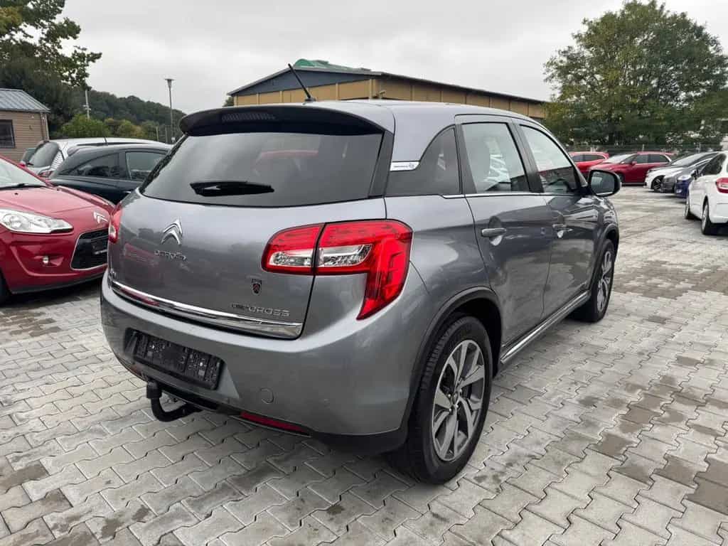 Citroën C4 Aircross 1,6 e-HDi Tendance 4WD / Navi /AHK 02/2016-photo-2
