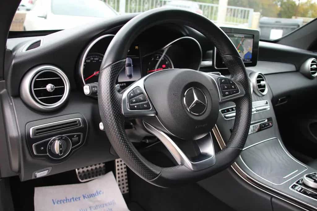 Mercedes-Benz C-Class 180 Coupe AMG-Line Night-Paket/LED/Leder/Pano 03/2018-photo-15