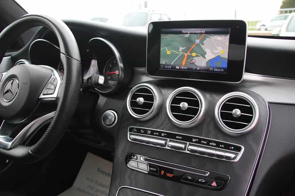 Mercedes-Benz C-Class 180 Coupe AMG-Line Night-Paket/LED/Leder/Pano 03/2018-photo-17