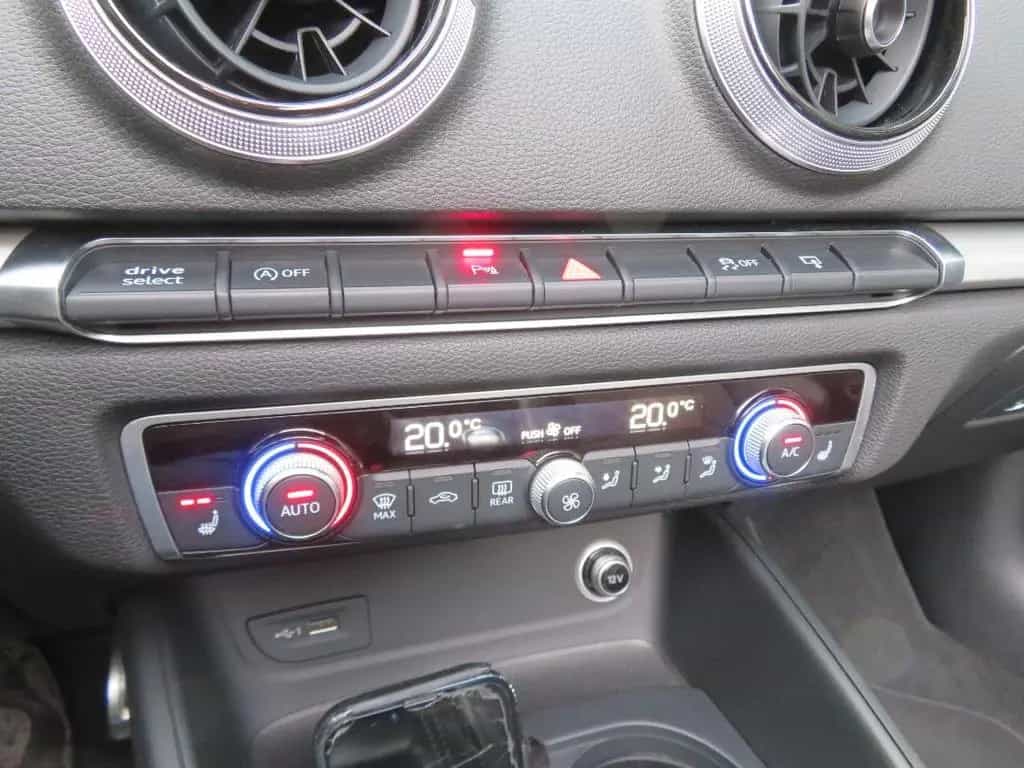 Audi A3 Cabriolet S-Tronic 1.4 TFSI S-LINE NAVI LED 10/2016-photo-15