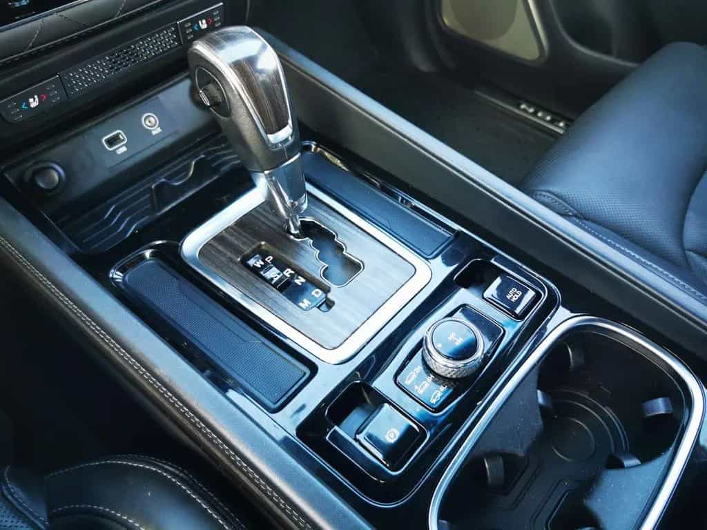 Ssangyong REXTON G4 2.2 e-XDi Sapphire 4x4 11/2017-photo-15