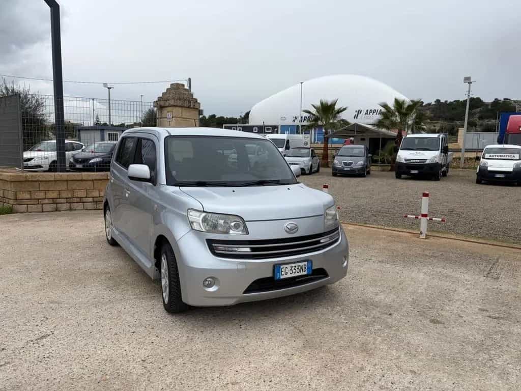 Daihatsu MATERIA 1.5 aut. Taka 11/2011-photo-1