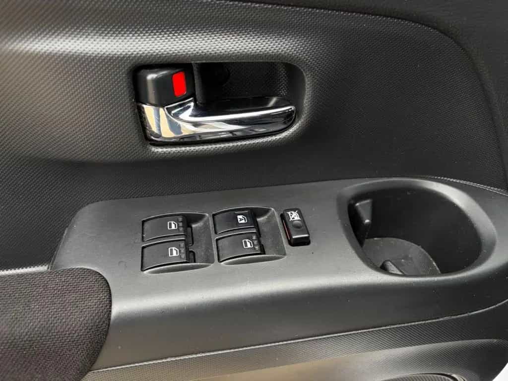 Daihatsu MATERIA 1.5 aut. Taka 11/2011-photo-13