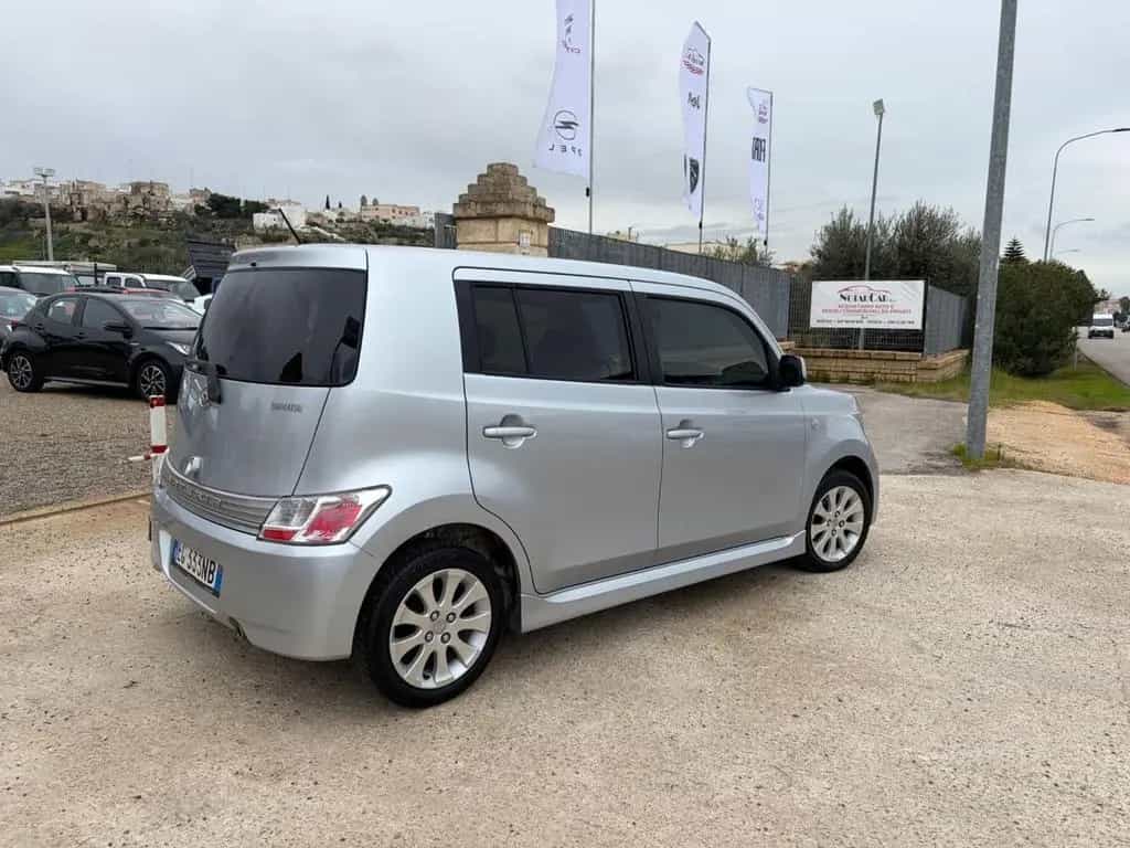 Daihatsu MATERIA 1.5 aut. Taka 11/2011-photo-3