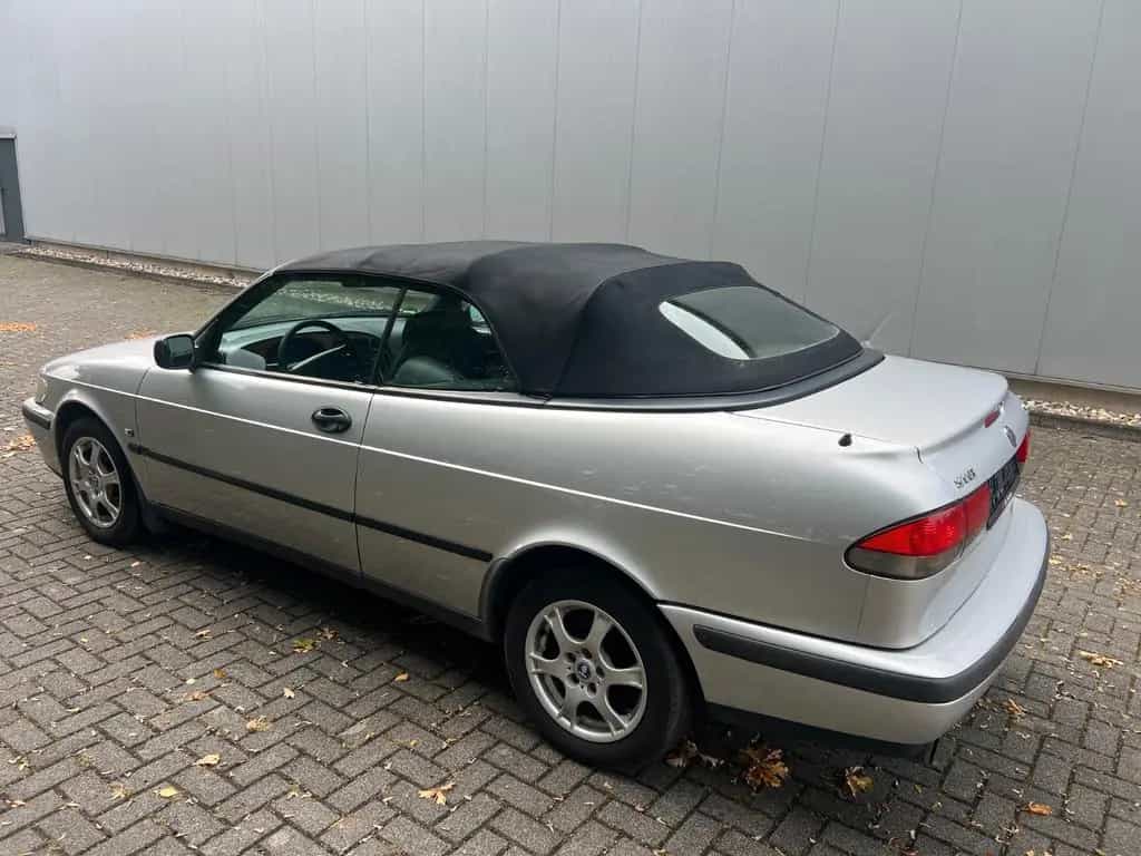 Saab 9-3 2.0i S Cabriolet 05/1998-photo-4