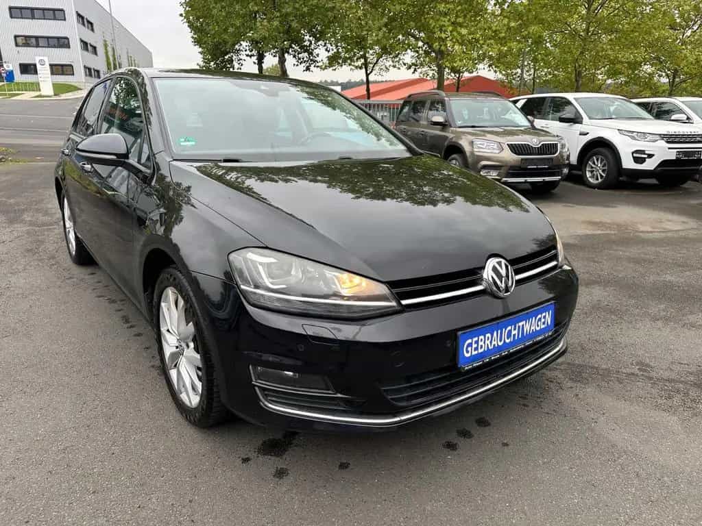 Volkswagen Golf VII Lim. Highline BMT,Standheizung,Massage 11/2017-photo-5