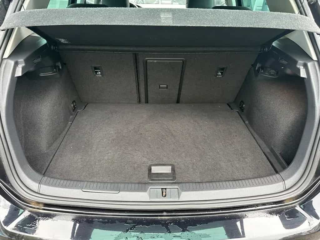 Volkswagen Golf VII Lim. Highline BMT,Standheizung,Massage 11/2017-photo-9