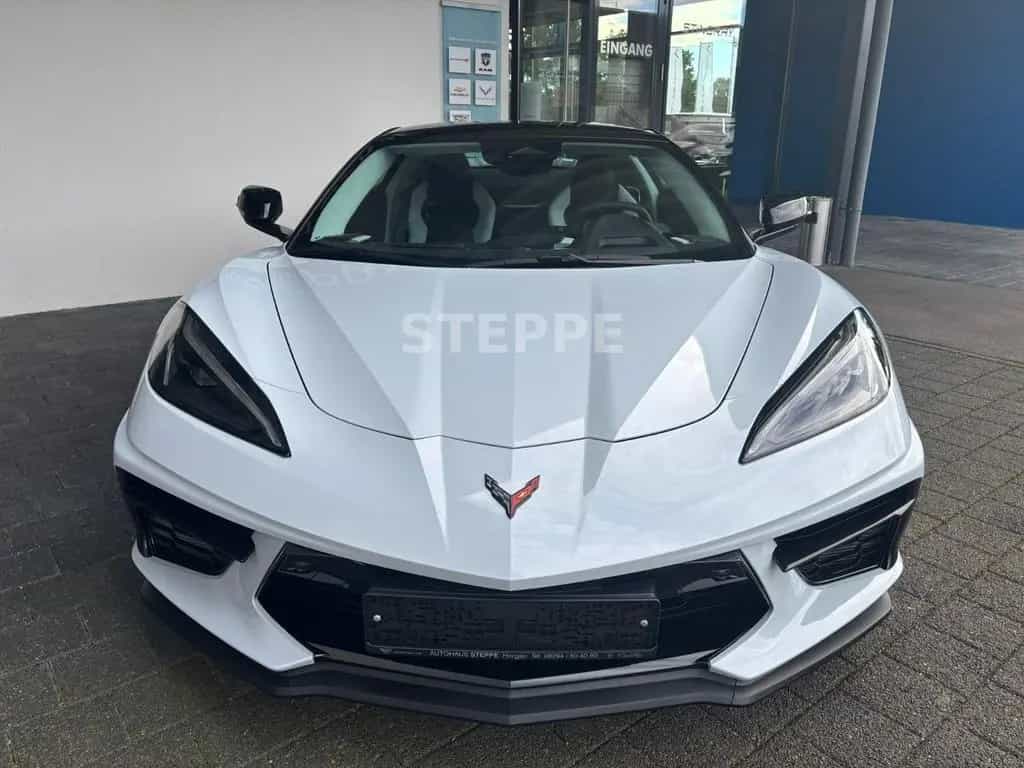 Corvette C8 Stingray Convertible 3LT Europamodell STEPPE 08/2025-photo-1