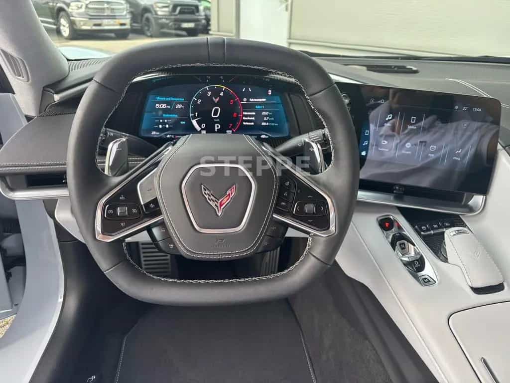 Corvette C8 Stingray Convertible 3LT Europamodell STEPPE 08/2025-photo-12