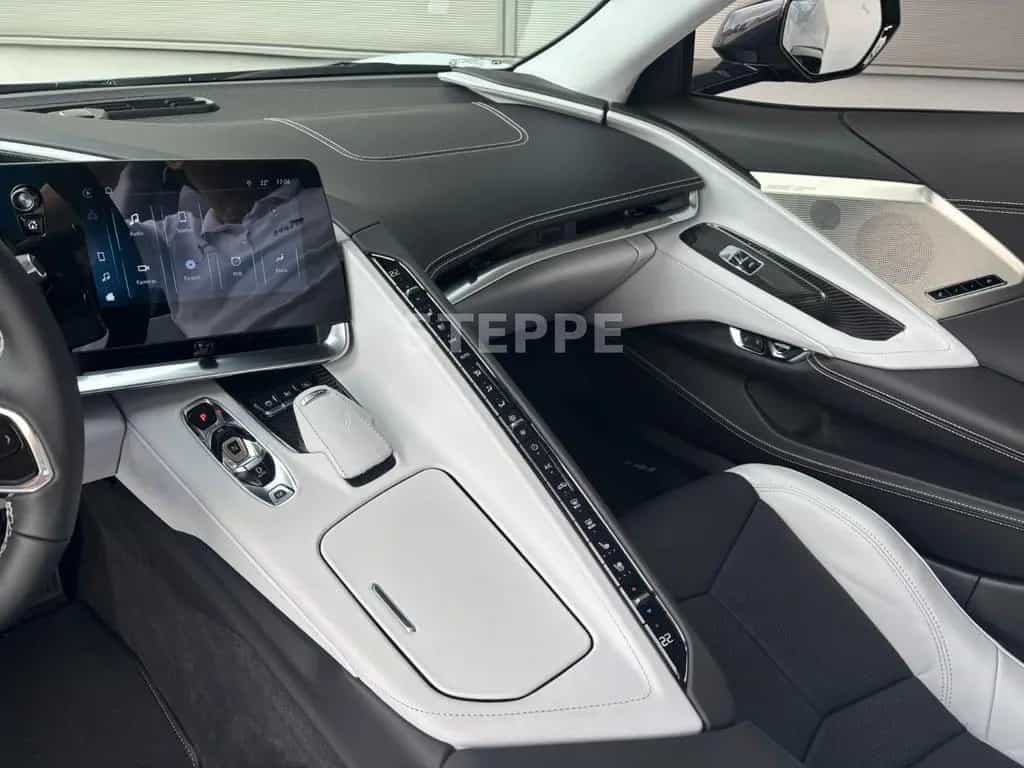 Corvette C8 Stingray Convertible 3LT Europamodell STEPPE 08/2025-photo-13
