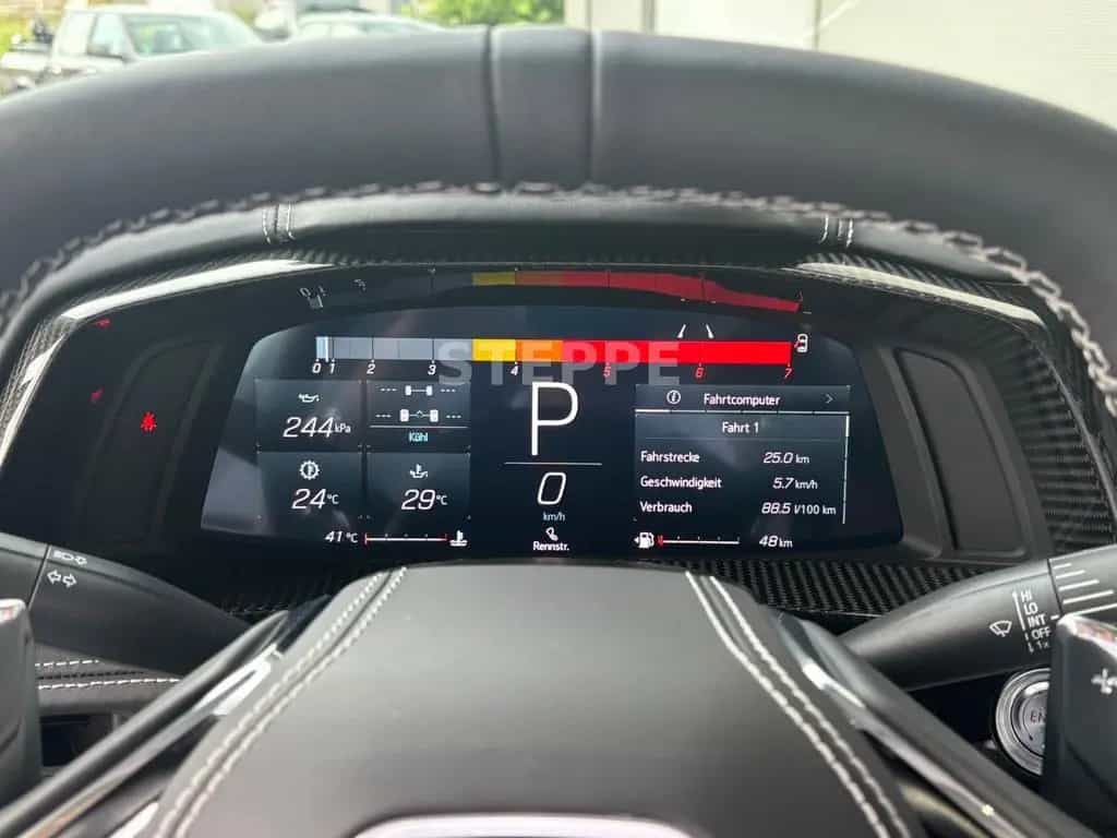 Corvette C8 Stingray Convertible 3LT Europamodell STEPPE 08/2025-photo-16