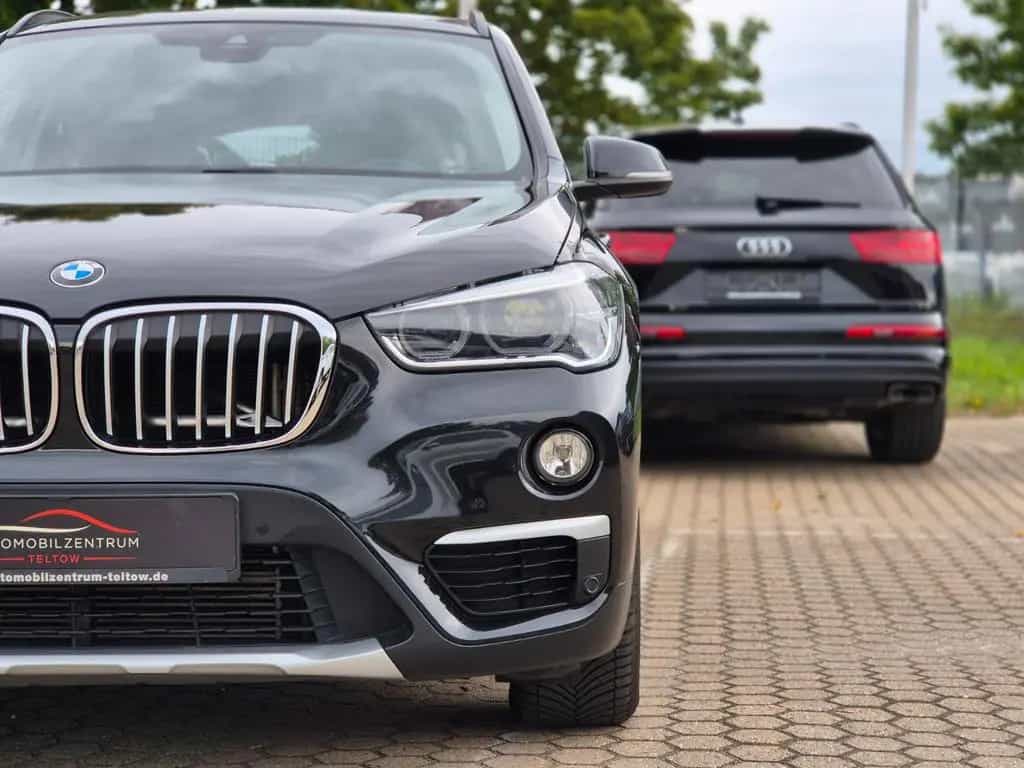 BMW X1 xDrive 20i xLine Automatik Panorama Leder 11/2017-photo-4
