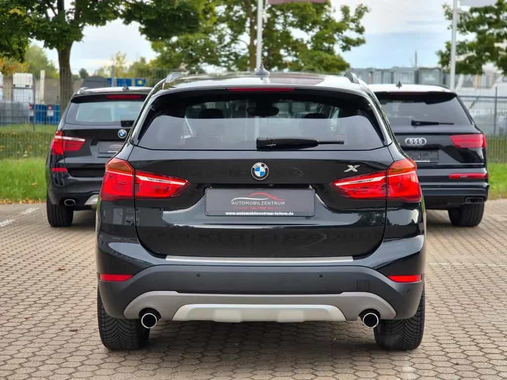 BMW X1 xDrive 20i xLine Automatik Panorama Leder 11/2017-photo-6