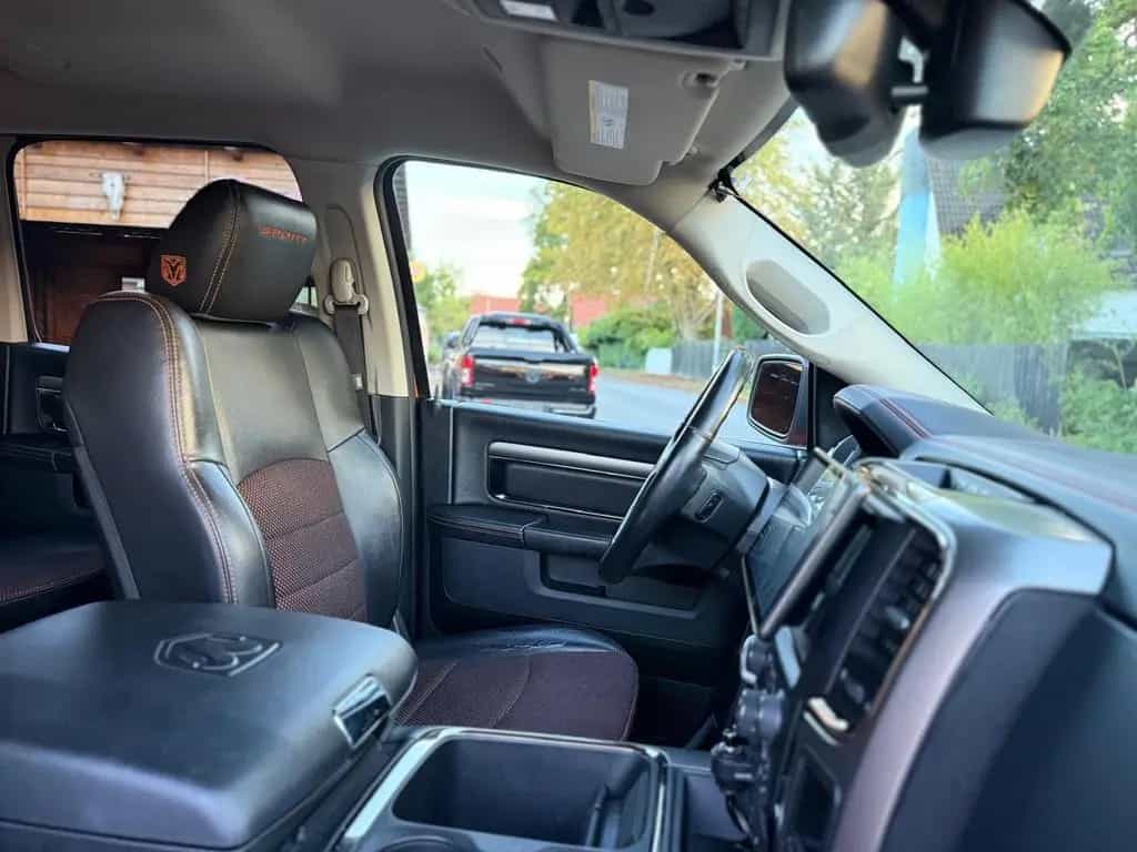 Dodge RAM NAP*SPORT*OFF-ROAD*LIFT*AHK*LED*NAVI*GARANTIE 12/2017-photo-39