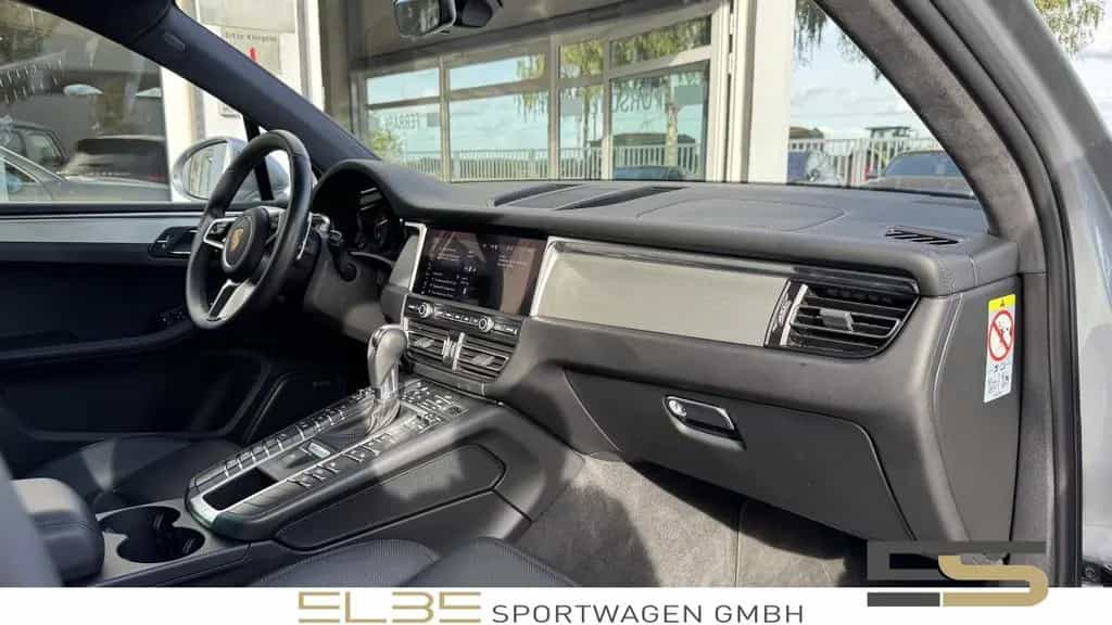 Porsche Macan Turbo BOSE LUFT PANO 360° SPORTABGAS VOLL 07/2020-photo-10