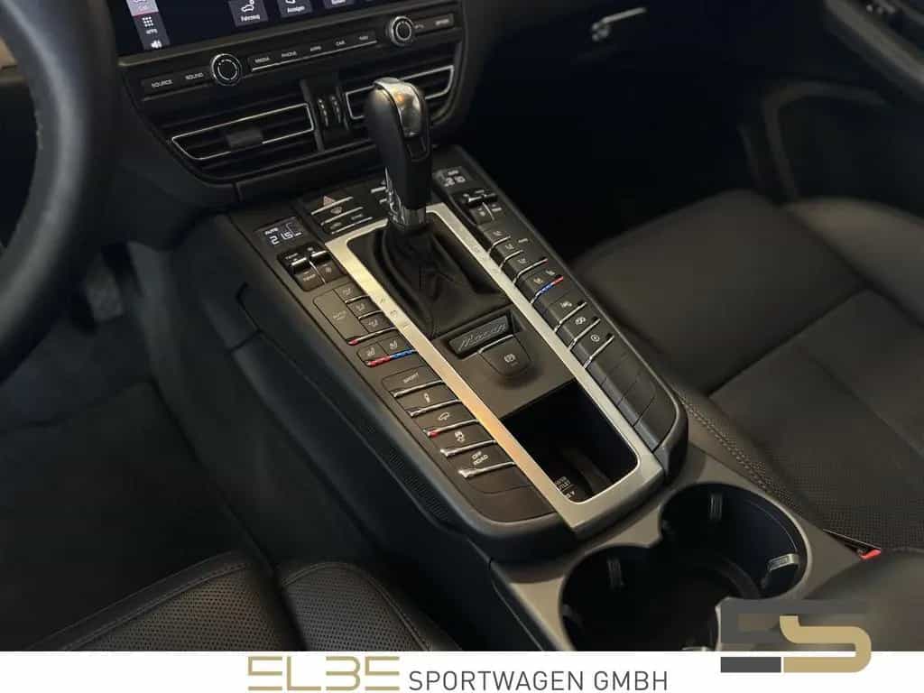 Porsche Macan Turbo BOSE LUFT PANO 360° SPORTABGAS VOLL 07/2020-photo-15