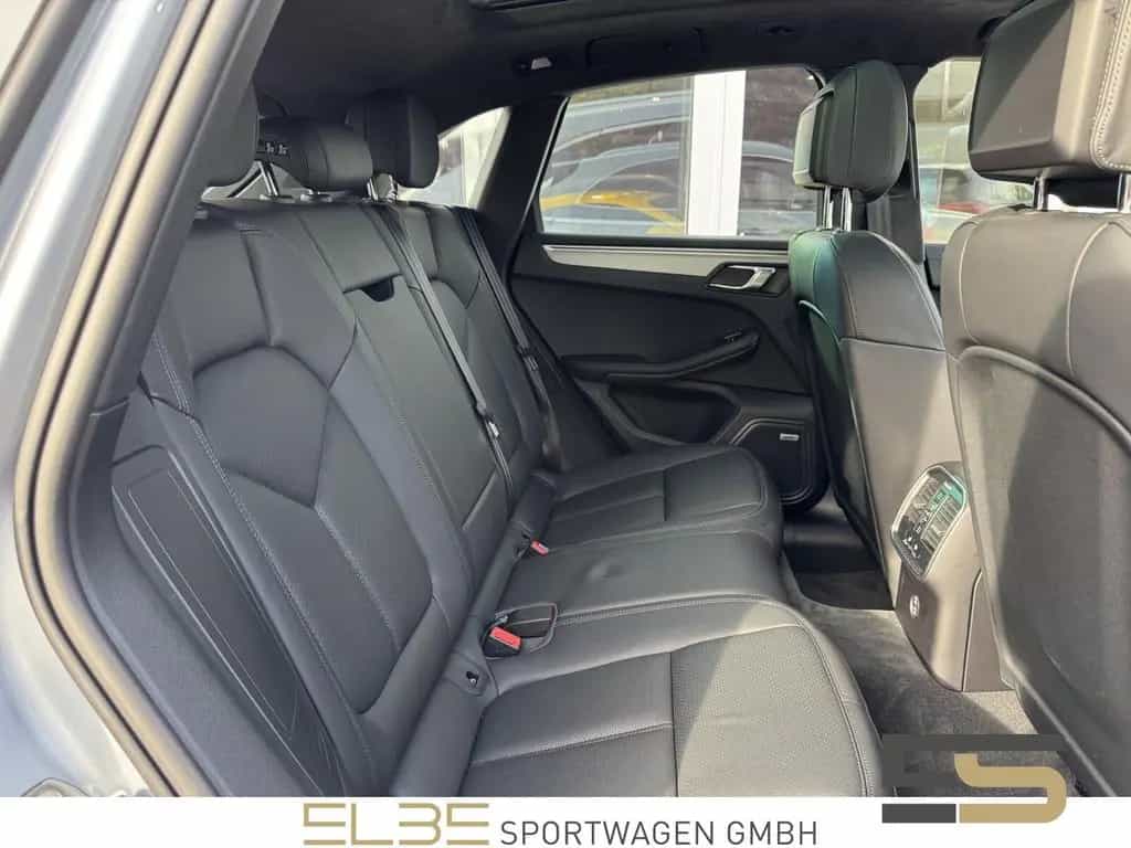 Porsche Macan Turbo BOSE LUFT PANO 360° SPORTABGAS VOLL 07/2020-photo-19