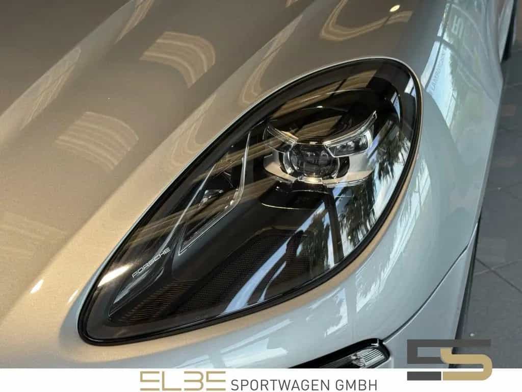 Porsche Macan Turbo BOSE LUFT PANO 360° SPORTABGAS VOLL 07/2020-photo-6