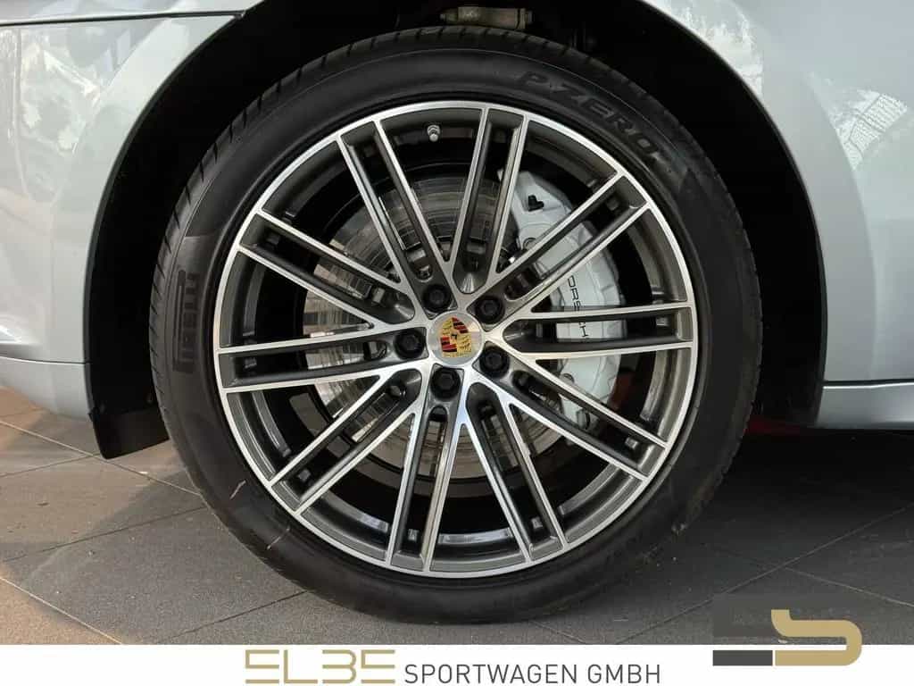 Porsche Macan Turbo BOSE LUFT PANO 360° SPORTABGAS VOLL 07/2020-photo-7