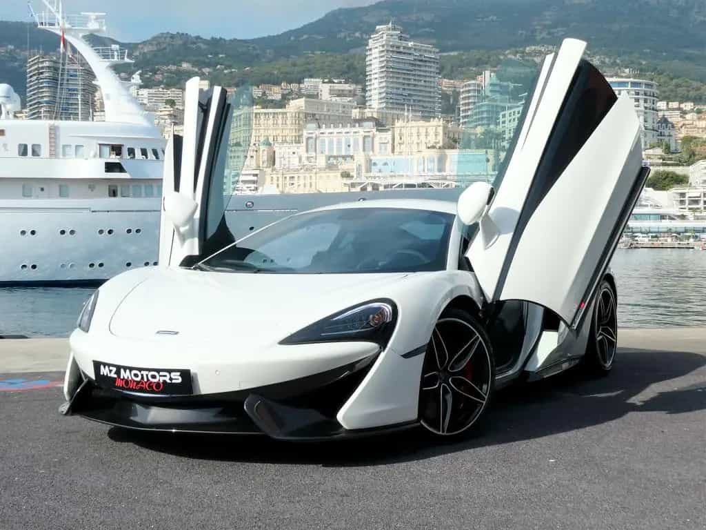McLaren 570S 3.8 V8 Coupé 12/2016-photo-0
