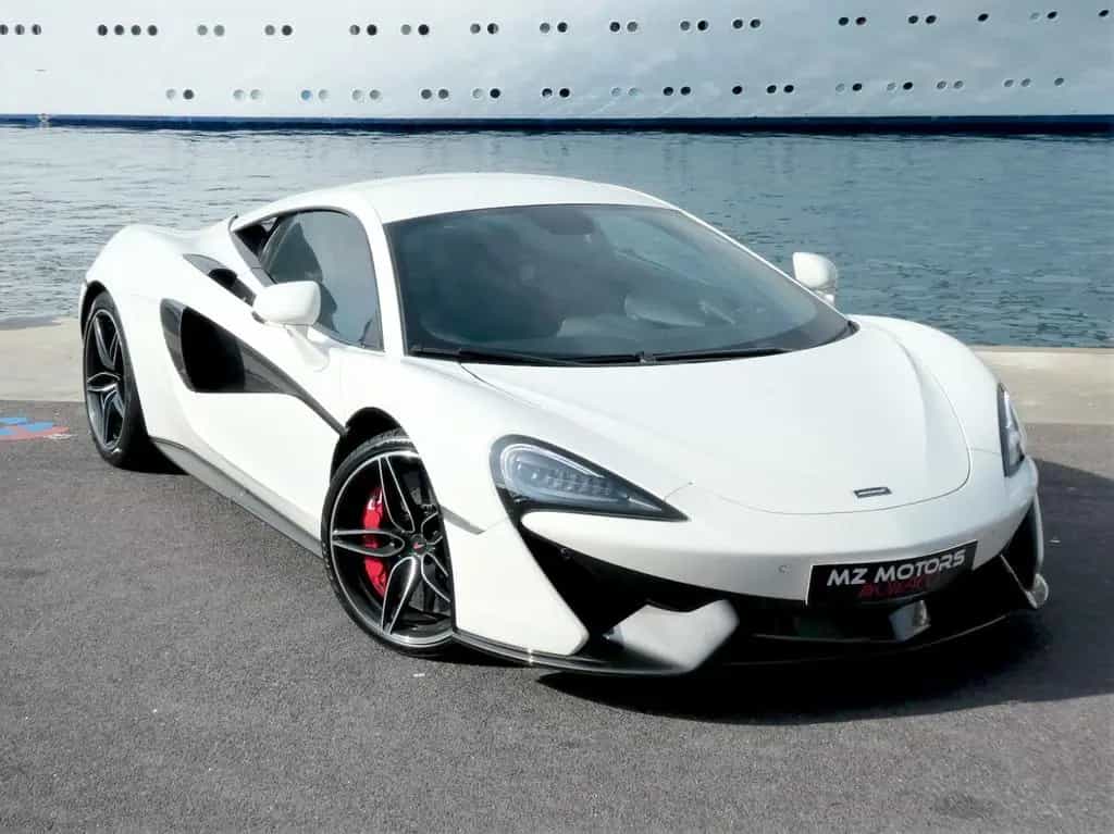 McLaren 570S 3.8 V8 Coupé 12/2016-photo-3