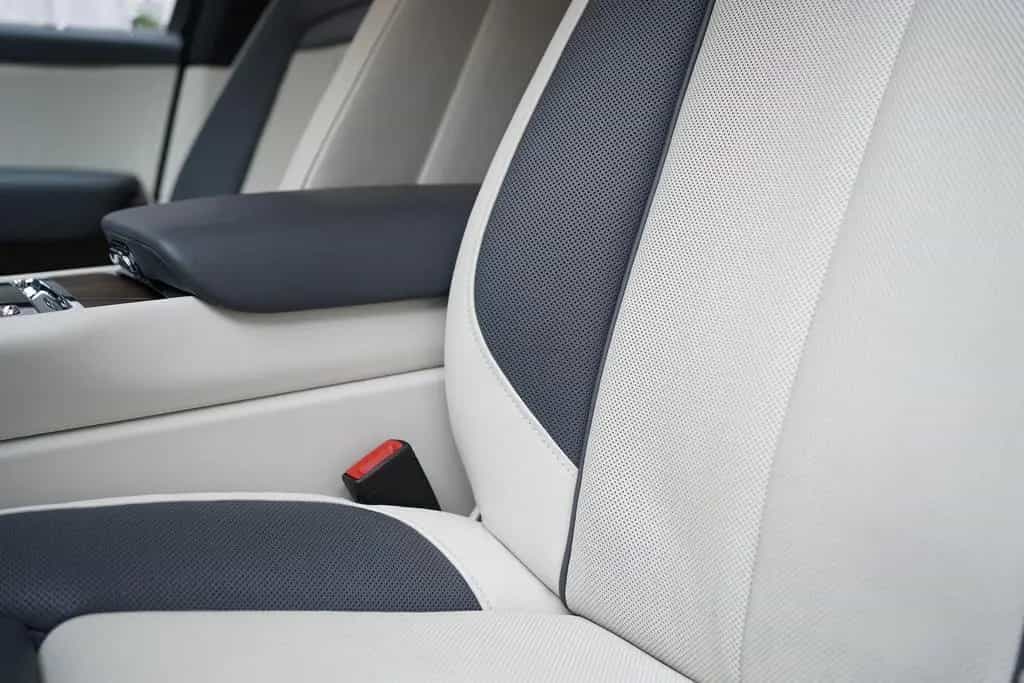 Rolls-Royce Cullinan | TV | 4-Seats | NightV | 22Z | Fridge 02/2021-photo-9