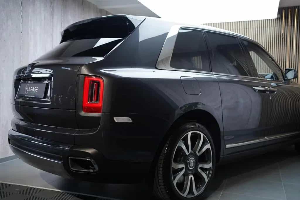 Rolls-Royce Cullinan | TV | 4-Seats | NightV | 22Z | Fridge 02/2021-photo-6