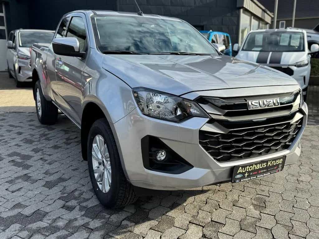 Isuzu D-Max Space Cab 4x4 Aut. LS 120kW null-photo-2